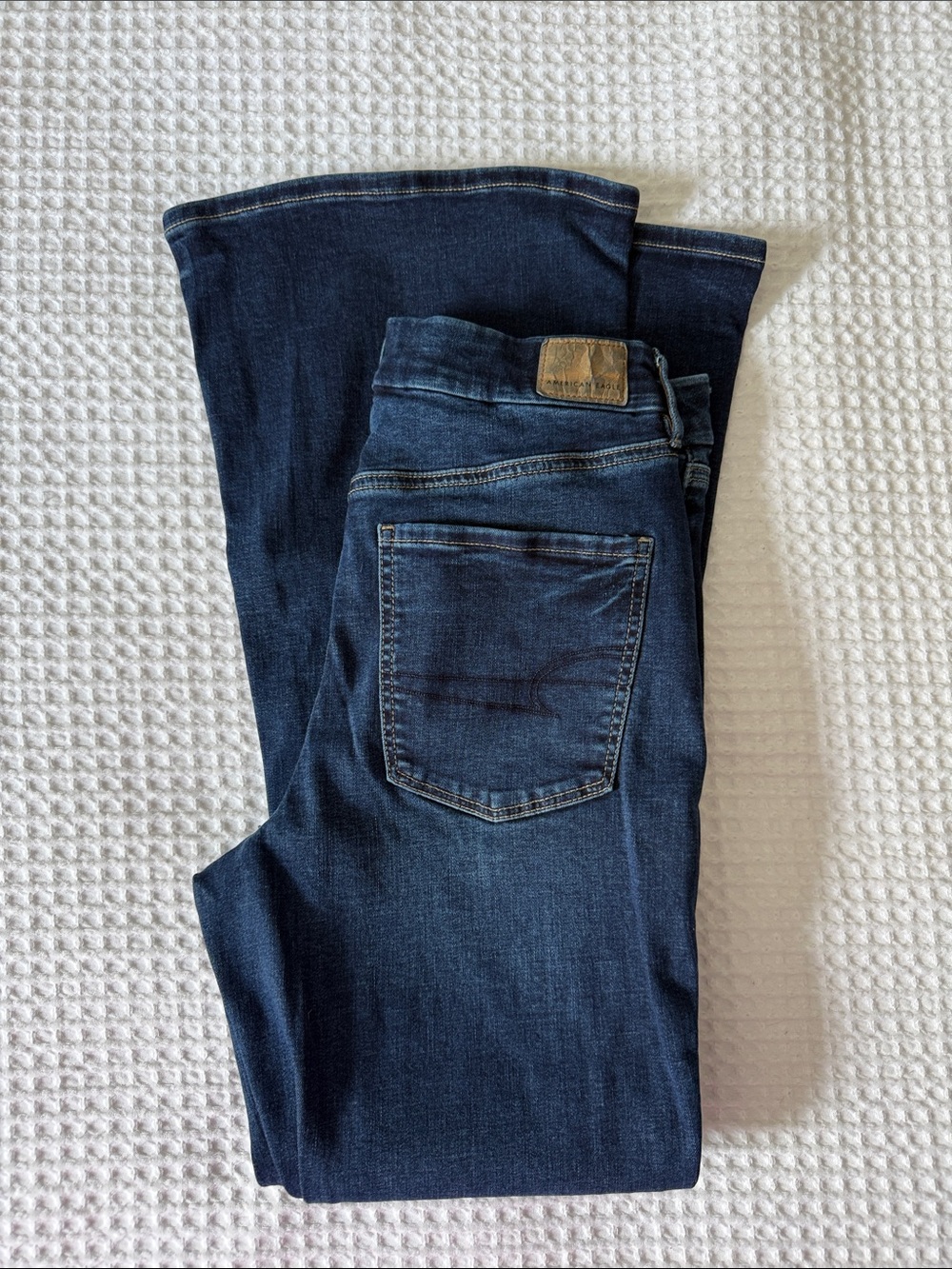 American Eagle Outfitters Dark Blue Flare Jeans - Picture 2 of 4